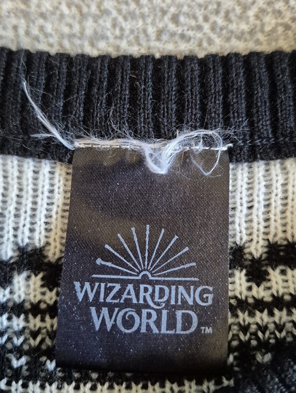 Harry Potter Hogwart Night Ugly Christmas Sweater Light Up Embroidered - Picture 2 of 9